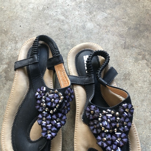 Different items - Picture 1 of 5